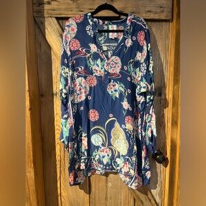 Silky Johnny Was tunic